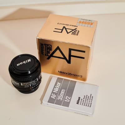 Nikon 35mm f2 214466