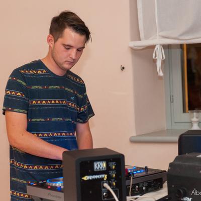 DSC_2015.jpg
