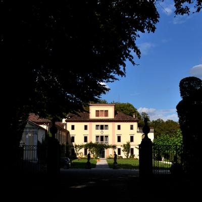 villa pagani 1.jpg
